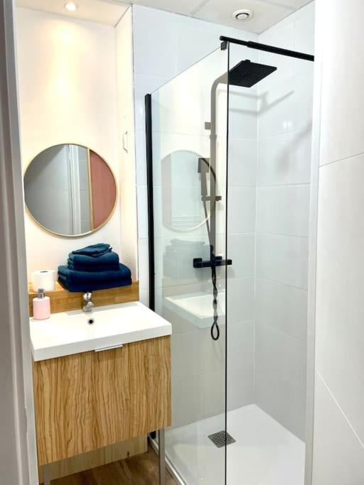 Ferienwohnung Le Petit Nid D'Aline, Hyper-Centre, Parking Prive Arras Exterior foto